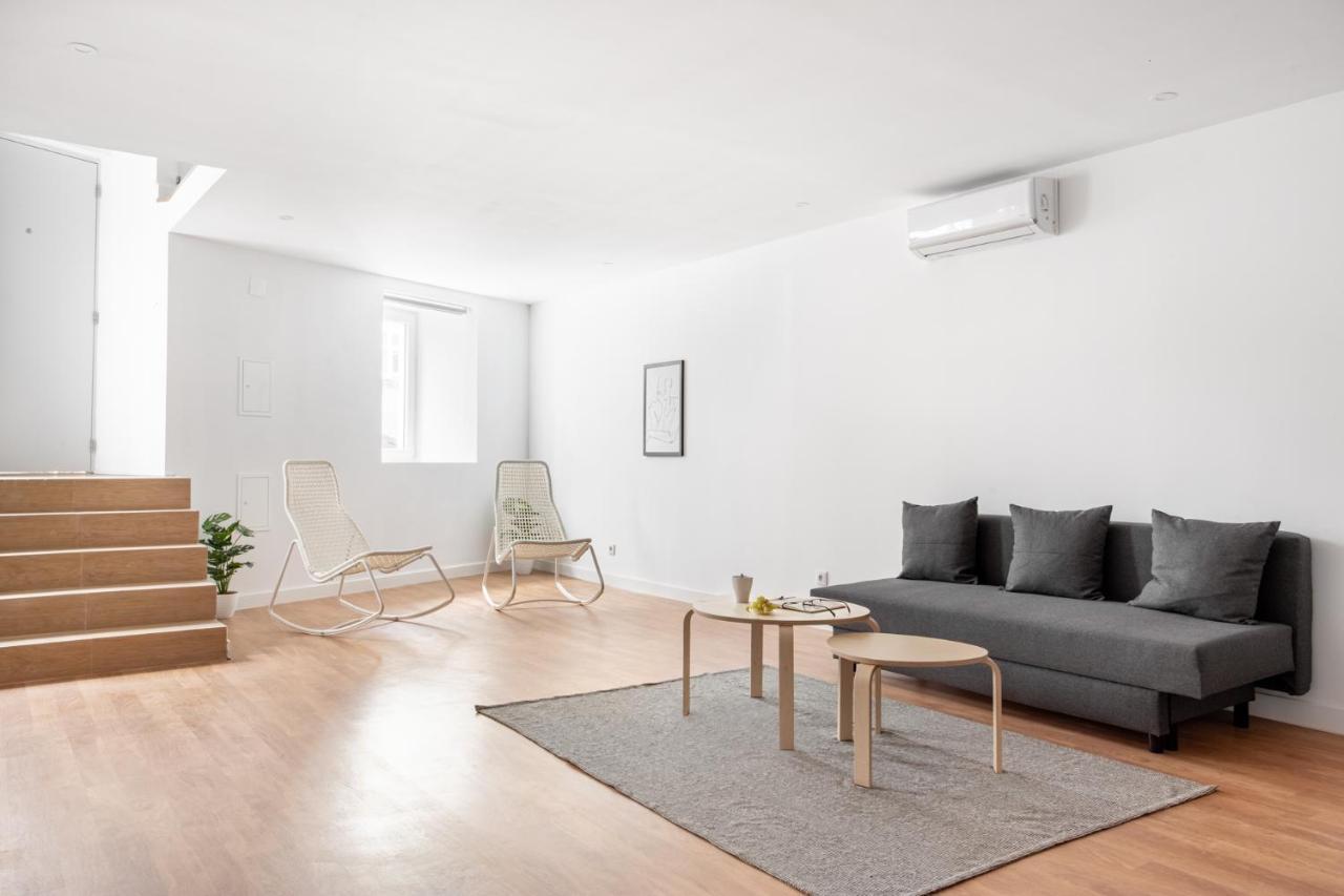 Altido Stylish 2-Level Flats Near Ajuda Palace Lissabon Buitenkant foto