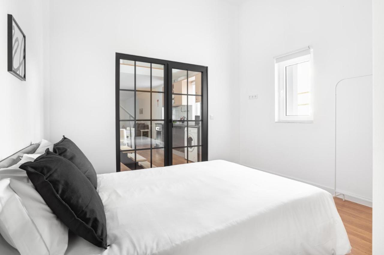 Altido Stylish 2-Level Flats Near Ajuda Palace Lissabon Buitenkant foto