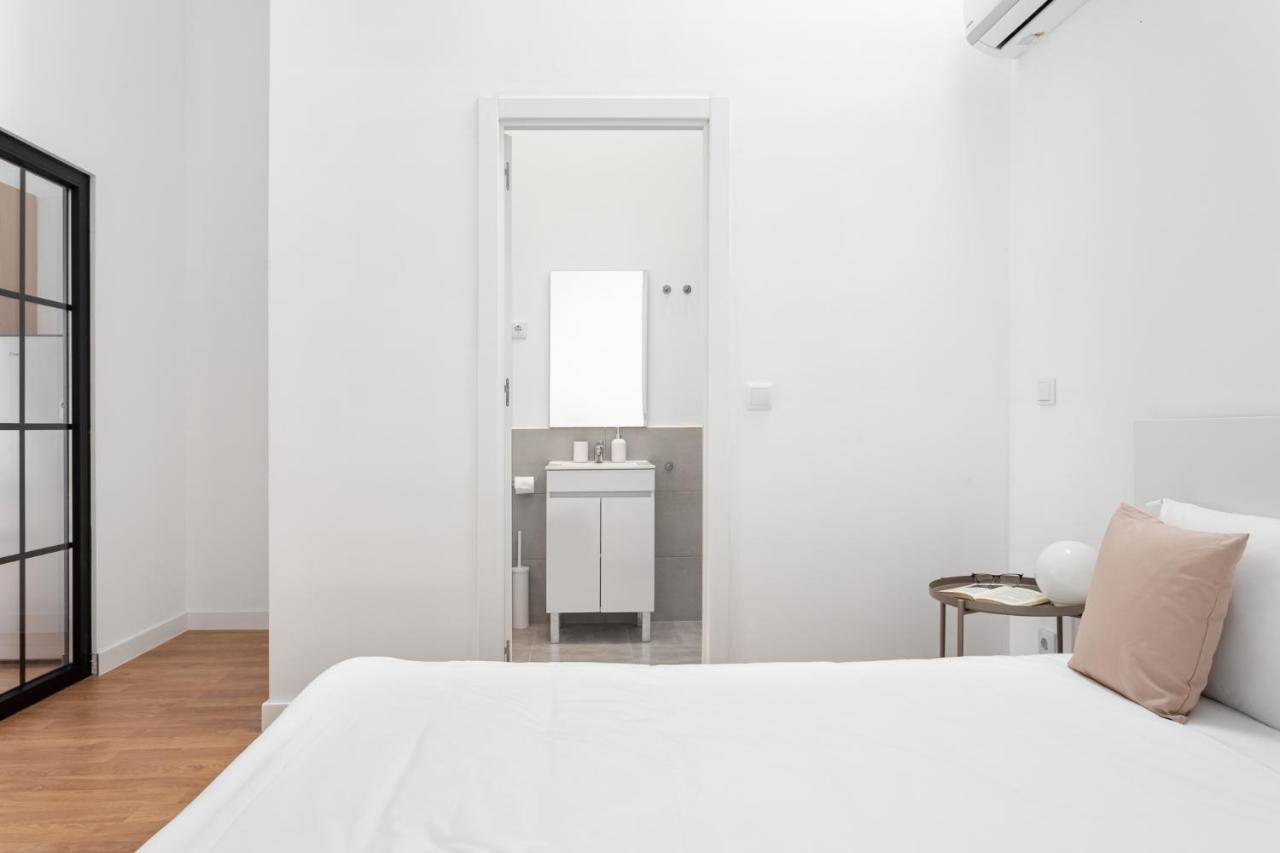 Altido Stylish 2-Level Flats Near Ajuda Palace Lissabon Buitenkant foto
